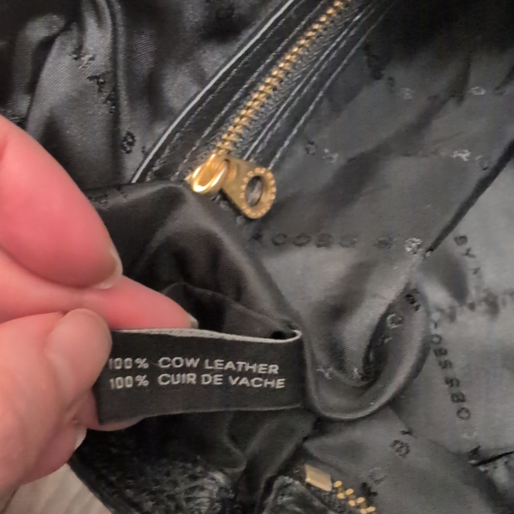 Marc Jacobs Black Leather Handbag - Picture 8 of 11